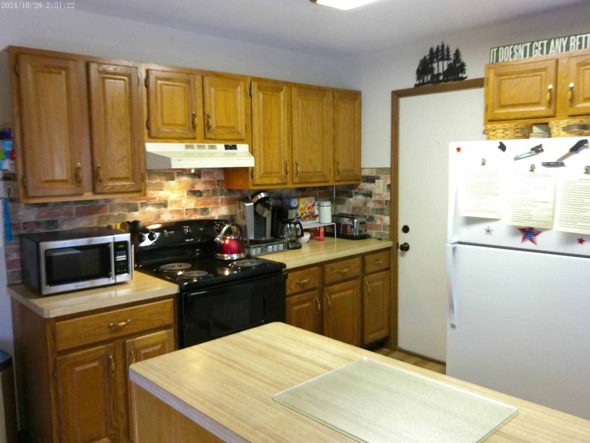 Serenity And Fun All In One In This Cozy Pocono Cabin Джим Торп Екстериор снимка