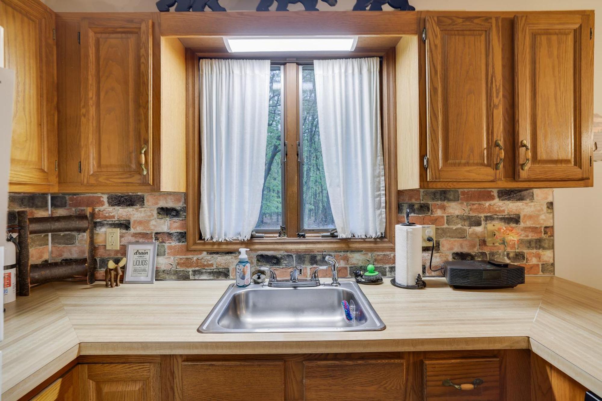 Serenity And Fun All In One In This Cozy Pocono Cabin Джим Торп Екстериор снимка