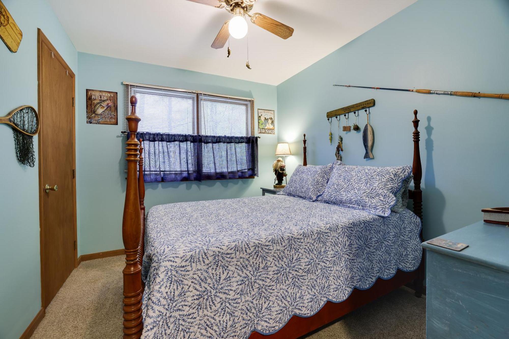 Serenity And Fun All In One In This Cozy Pocono Cabin Джим Торп Екстериор снимка